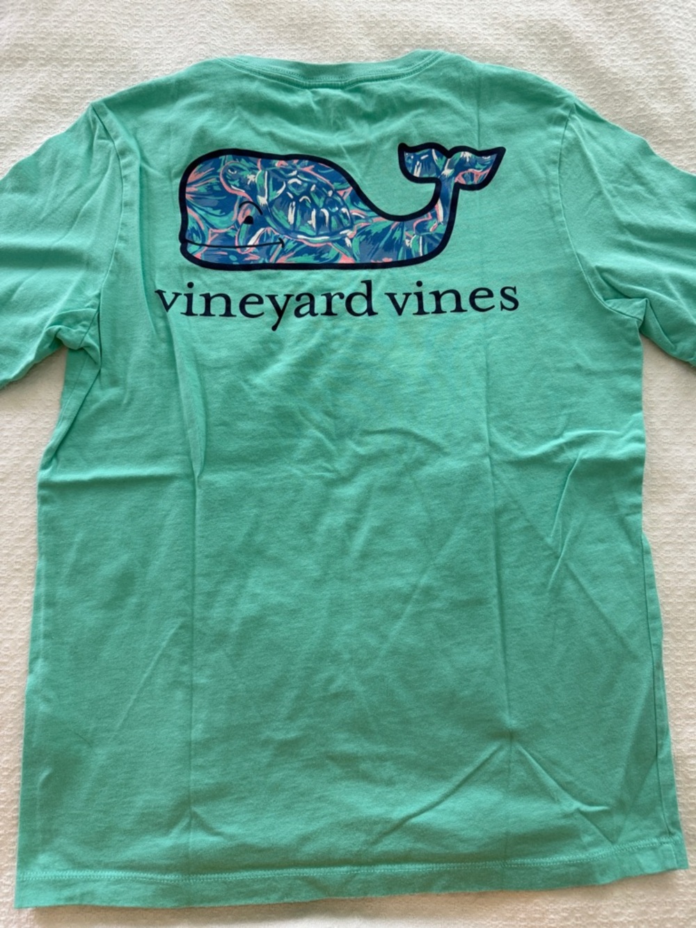 Vineyard Vines Mint Green Tee with Floral Whale Graphic medium M 12-14 girls